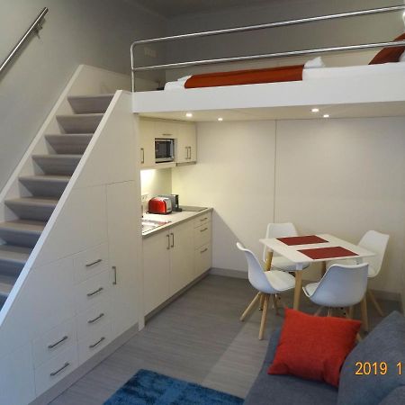 Old Buda Studio Apartment Budapeste Exterior foto